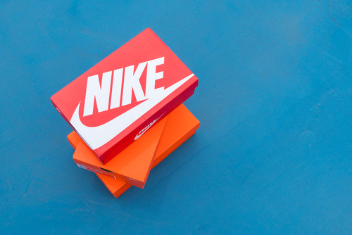 【美股财报季】Nike业绩喜忧参半,股价下跌